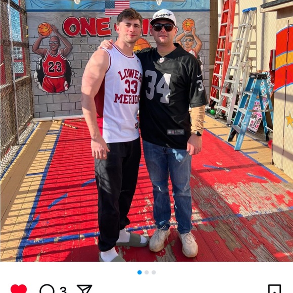 Meet your Posher, Debbie - Picture 4 of 4